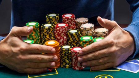 Cao thủ công khai bí quyết làm giàu từ đánh bài casino