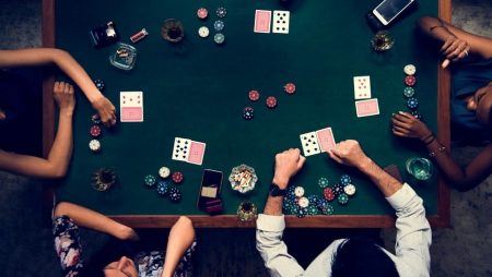 Chơi Poker ăn tiền thật tài nhà cái nào tốt nhất