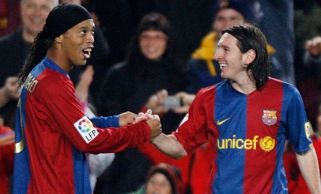 ‘Ronaldinho nhận Messi là em trai nuôi’  – Nhà Cái M88