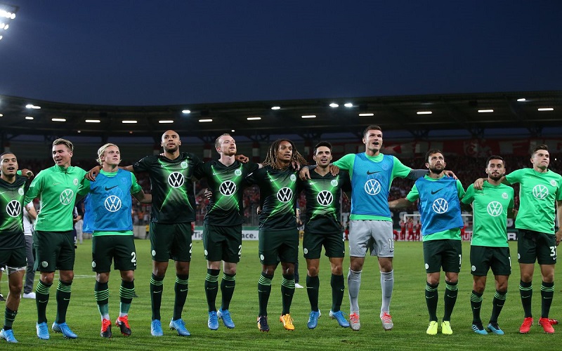 W88 Dự đoán Wolfsburg vs Frankfurt lúc 02h30 ngày 12/12/2020