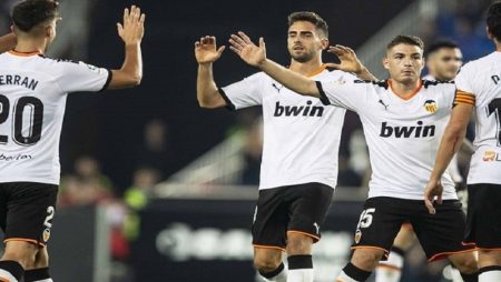 W88 Dự đoán Valencia vs Cadiz lúc 03h00 ngày 5/1/2021