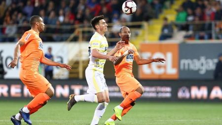 W88 Dự đoán Fenerbahce vs Alanyaspor lúc 23h00 ngày 7/1/2021