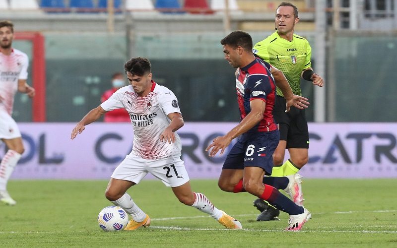 W88 Dự đoán Milan vs Crotone lúc 21h00 ngày 7/2/2021