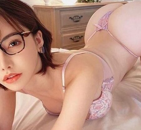 Diễn viên JAV Eimi Fukada show ảnh 18+ mướt mát “rửa mắt” fan hâm mộ