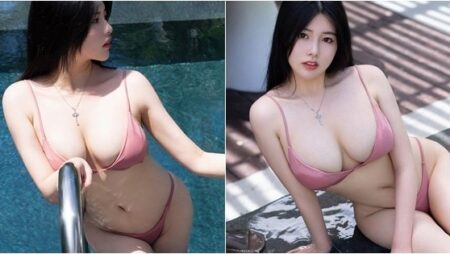 Selena: Gái xinh ngực khủng đọ dáng cùng bikini hai mảnh