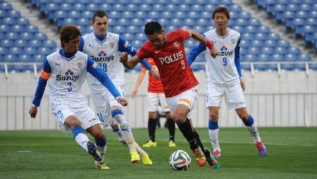 Máy tính dự đoán bóng đá 29/8: Shonan Bellmare vs Urawa Red Diamonds