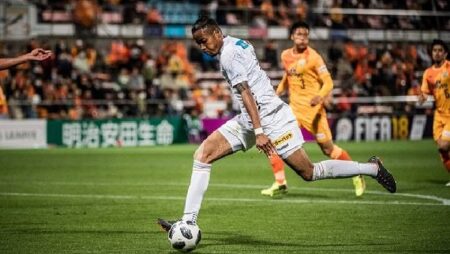 Soi kèo phạt góc Nagoya Grampus vs Shimizu S-Pulse, 16h00 ngày 29/8