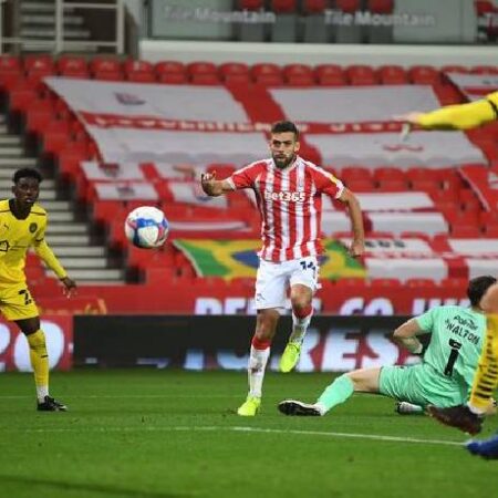 Nhận định kèo Stoke vs Barnsley, 1h45 ngày 16/9