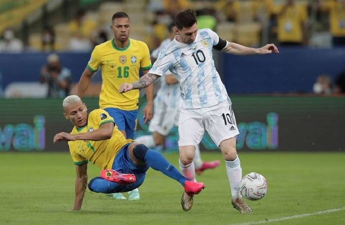 Soi kèo phạt góc Brazil vs Argentina, 2h00 ngày 6/9