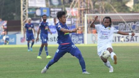 Máy tính dự đoán bóng đá 26/10: Semarang vs Persib Bandung
