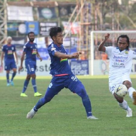 Máy tính dự đoán bóng đá 26/10: Semarang vs Persib Bandung