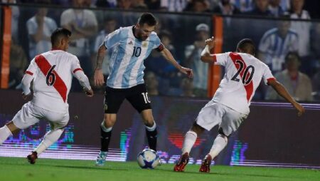 Phân tích kèo hiệp 1 Argentina vs Peru, 6h30 ngày 15/10