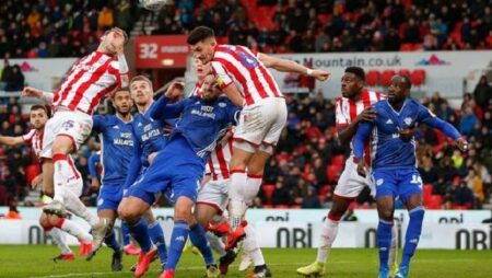 Soi kèo bóng đá hạng Nhất Anh tối nay 30/10: Stoke vs Cardiff