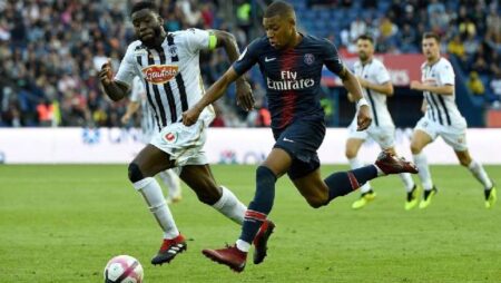 Soi kèo phạt góc PSG vs Angers, 2h ngày 16/10