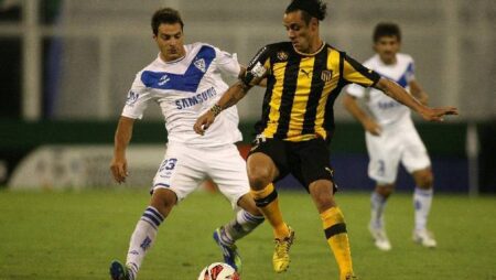 Máy tính dự đoán bóng đá 4/11: Sportivo Cerrito vs Penarol