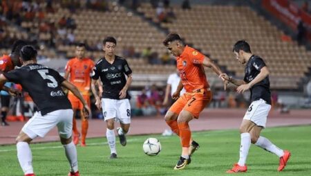 Soi kèo bóng đá Thái Lan hôm nay 27/11: Muang Thong vs Nakhon Ratchasima