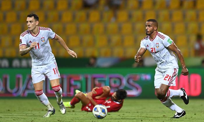 Soi kèo phạt góc Lebanon vs UAE, 19h ngày 16/11