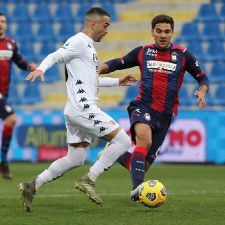 Máy tính dự đoán bóng đá 10/12: Cremonese vs Crotone