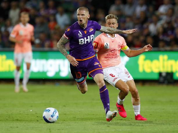 Phân tích kèo hiệp 1 Melbourne City vs Perth Glory, 15h45 ngày 8/12