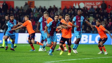 Phân tích kèo hiệp 1 Trabzonspor vs Istanbul Basaksehir, 23h ngày 25/12