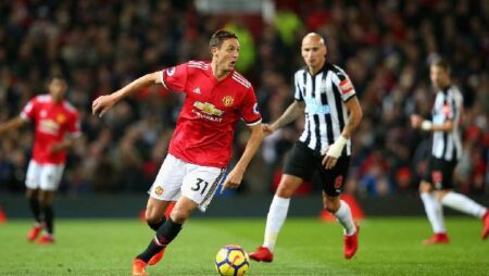 Soi kèo chẵn/ lẻ Newcastle vs MU, 3h ngày 28/12