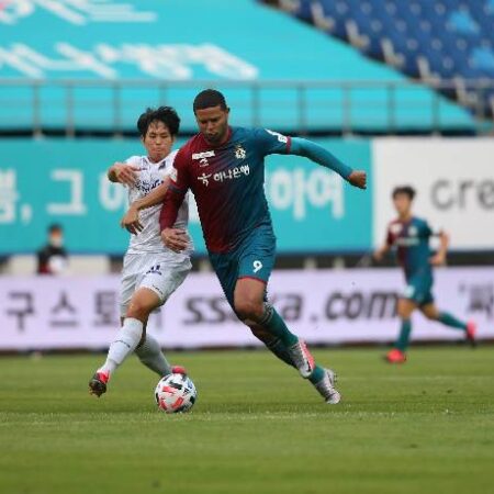 Soi kèo phạt góc Daejeon Citizen vs Gangwon, 17h ngày 8/12