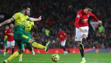 Soi kèo phạt góc Norwich vs MU, 0h30 ngày 12/12