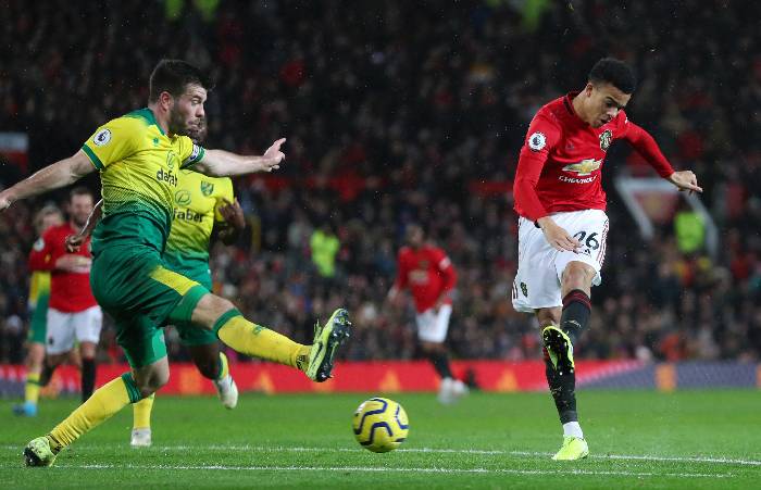 Soi kèo phạt góc Norwich vs MU, 0h30 ngày 12/12