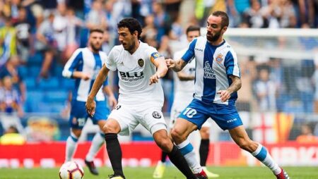 Tỷ lệ kèo nhà cái Valencia vs Espanyol mới nhất, 22h15 ngày 31/12