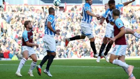 Nhận định kèo Burnley vs Huddersfield, 19h30 ngày 8/1