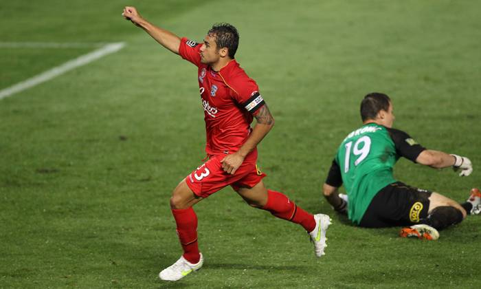 Phân tích kèo hiệp 1 Adelaide United vs WS Wanderers, 15h45 ngày 19/1