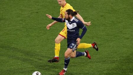 Phân tích kèo hiệp 1 Adelaide vs Melbourne Victory, 15h45 ngày 5/1