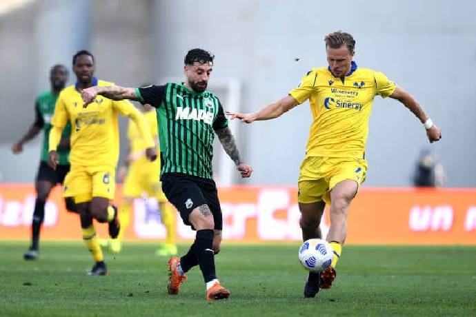 Soi kèo phạt góc Sassuolo vs Verona, 18h30 ngày 16/1