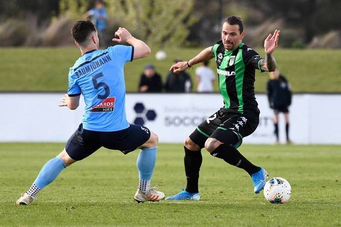 Soi kèo phạt góc Western United vs Sydney, 15h45 ngày 7/1