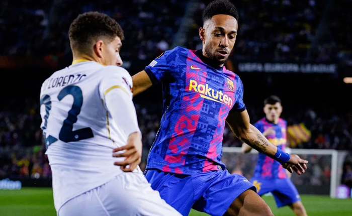 Đội hình kết hợp Napoli vs Barca: So bó đũa, chọn cột cờ - Ảnh 1