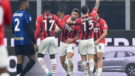 Đội hình ra sân chính thức AC Milan vs Sampdoria, 18h30 ngày 13/2 (cập nhật)