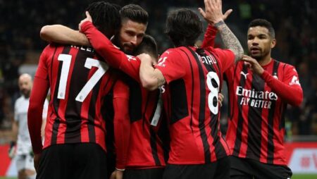 Dự đoán, soi kèo thẻ vàng AC Milan vs Udinese, 0h45 ngày 26/2