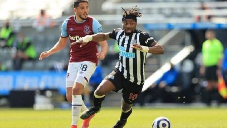 Mark Lawrenson dự đoán West Ham vs Newcastle, 19h30 ngày 19/2