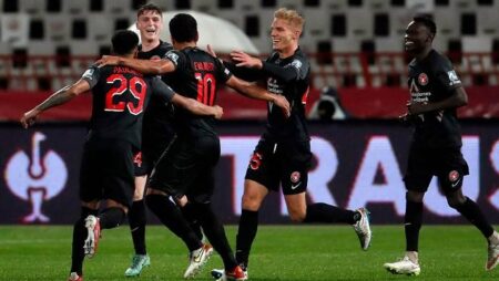 Máy tính dự đoán bóng đá 17/2: Midtjylland vs PAOK