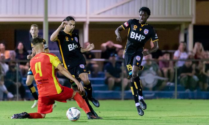 Phân tích kèo hiệp 1 Perth Glory vs Brisbane Roar, 12h05 ngày 20/2