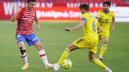 Soi bảng dự đoán tỷ số chính xác Granada vs Cadiz, 3h ngày 1/3