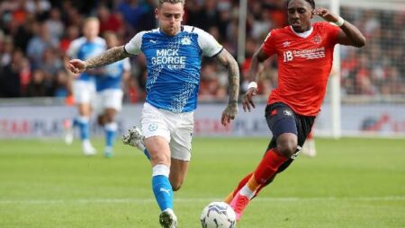 Soi kèo bóng đá hạng Nhất Anh đêm nay 9/2: Cardiff vs Peterborough