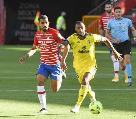 Soi kèo chẵn/ lẻ Granada vs Cadiz, 3h ngày 1/3