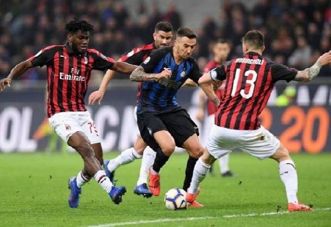 Soi kèo chẵn/ lẻ Inter Milan vs AC Milan, 0h30 ngày 6/2