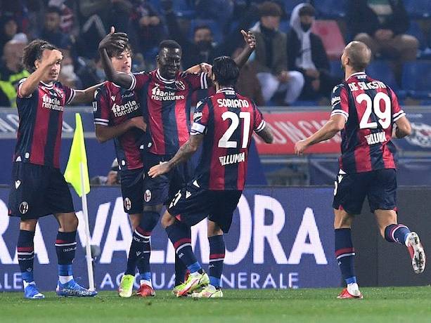 Soi kèo phạt góc Bologna vs Spezia, 3h00 ngày 22/2