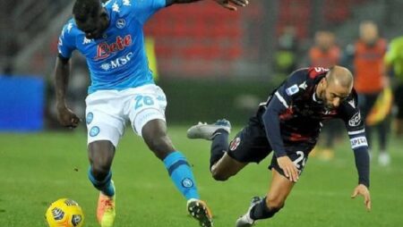 Soi kèo phạt góc Cagliari vs Napoli, 1h00 ngày 22/2