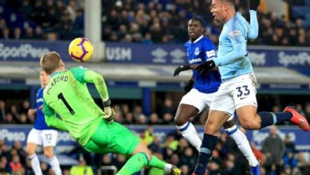 Soi kèo phạt góc Everton vs Man City, 0h30 ngày 27/2