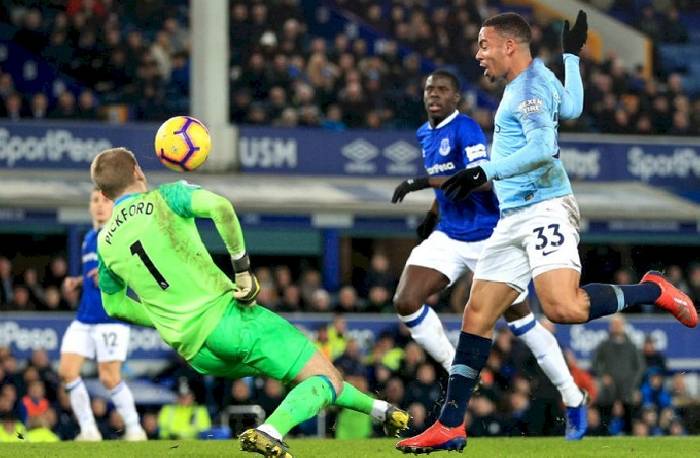 Soi kèo phạt góc Everton vs Man City, 0h30 ngày 27/2