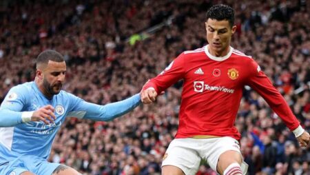 Đội hình kết hợp Man City vs MU: Ronaldo và De Gea lẻ loi