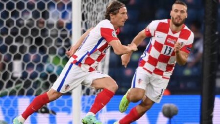 Đội hình ra sân chính thức Croatia vs Slovenia, 21h ngày 26/3